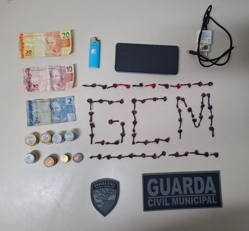 Guarda civil prende mulher com 59 buchas de crack em Paranaguá