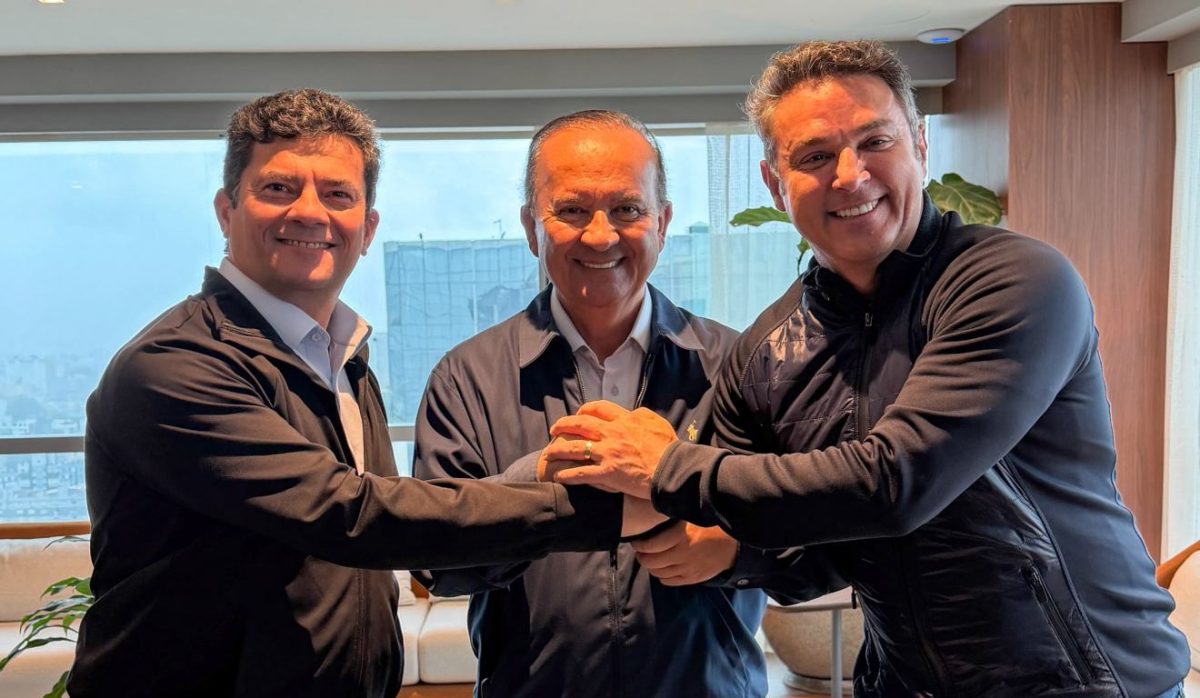 Governadores eleitos do Sul se reúnem em Curitiba em ato por Flávio Bolsonaro neste sábado