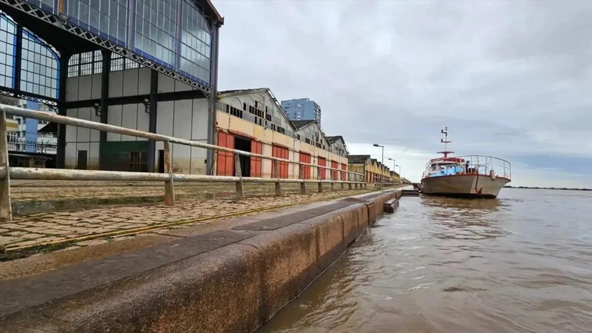 Guaíba se encaminha para duas semanas sob cheia