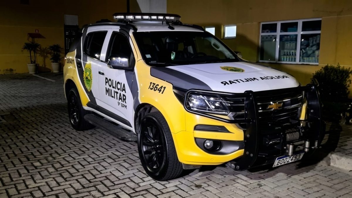 Homem é preso por agredir ex-companheira e quebrar celular em Paranaguá
