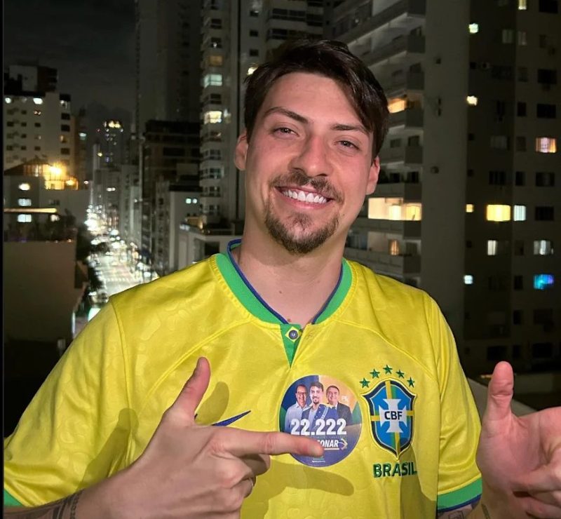 Jair Renan Bolsonaro é eleito deputado federal por Santa Catarina