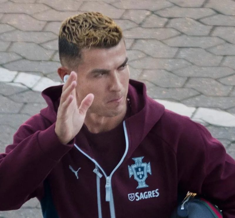 Jorge Jesus aceita reunião com Cristiano Ronaldo e federação aguarda