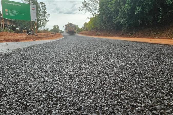 Paraná investe milhões na pavimentação de estradas vicinais rurais