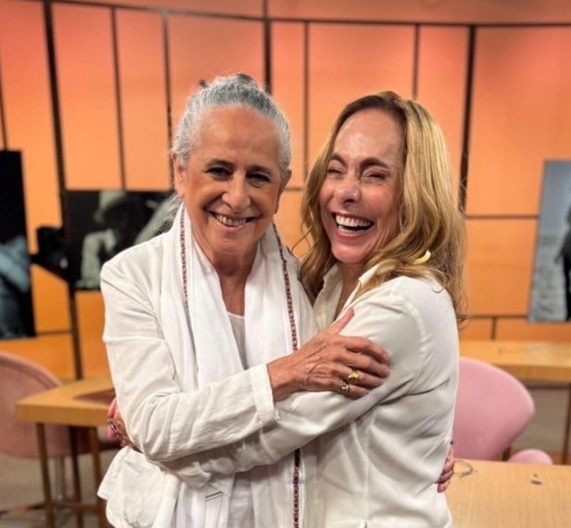 Maria Bethânia é a convidada especial do Sem Censura nesta sexta