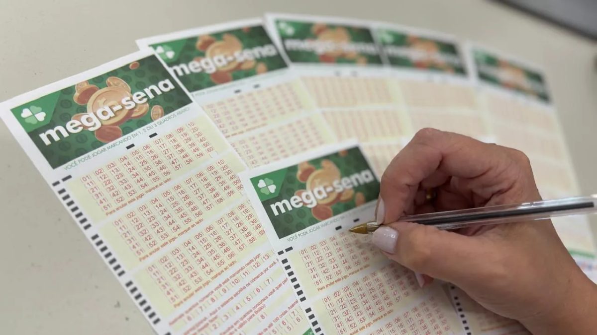 Mega-Sena: 12 apostas do Paraná ganham prêmios de até R$ 181 mil; veja onde