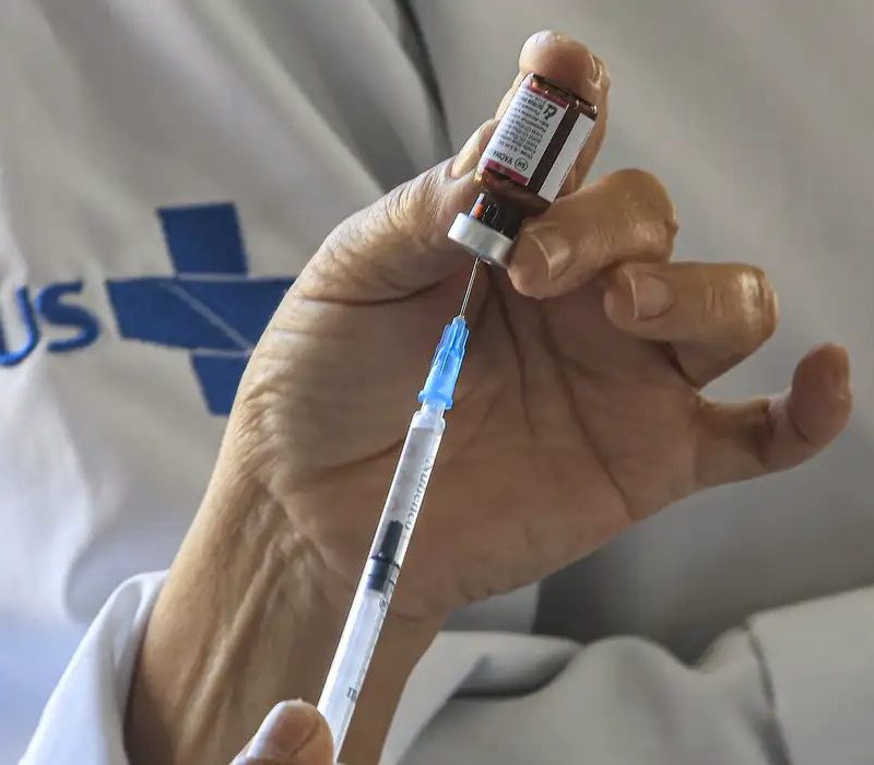 Meningite no rio: quatro municípios aplicam vacina ACWY