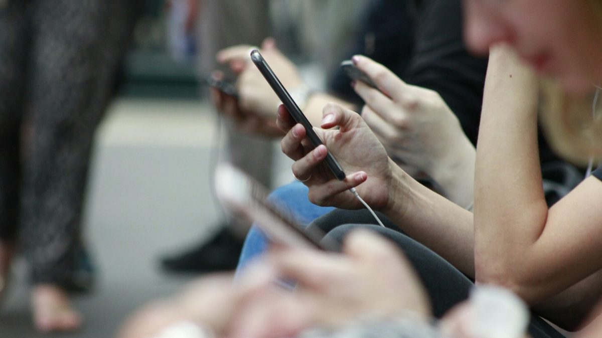 Mercado de celulares atinge o pior nível desde 2012