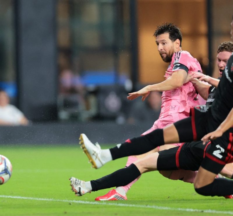 Messi marca pelo Inter Miami e se aproxima dos mil gols na carreira
