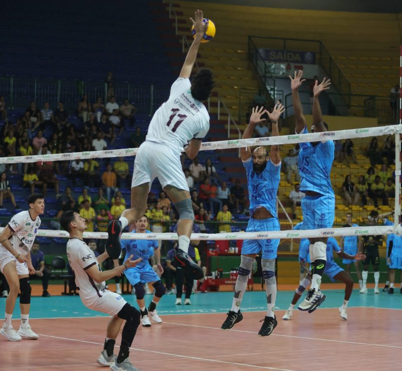Montes Claros Vôlei bate Juiz de Fora por 3 a 0 no Mineiro
