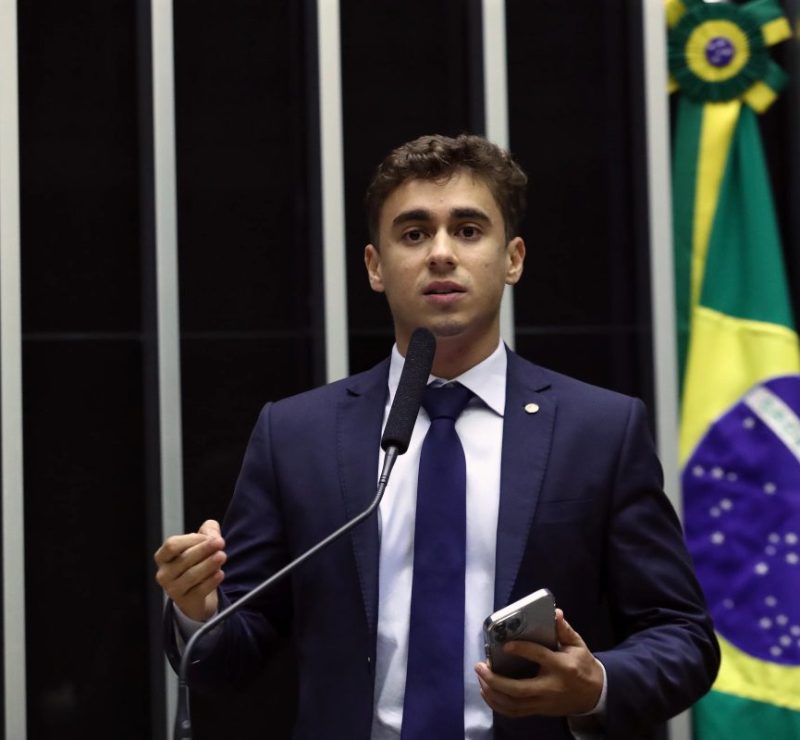 Nikolas Ferreira quebra recorde histórico e vira deputado federal mais votado do país