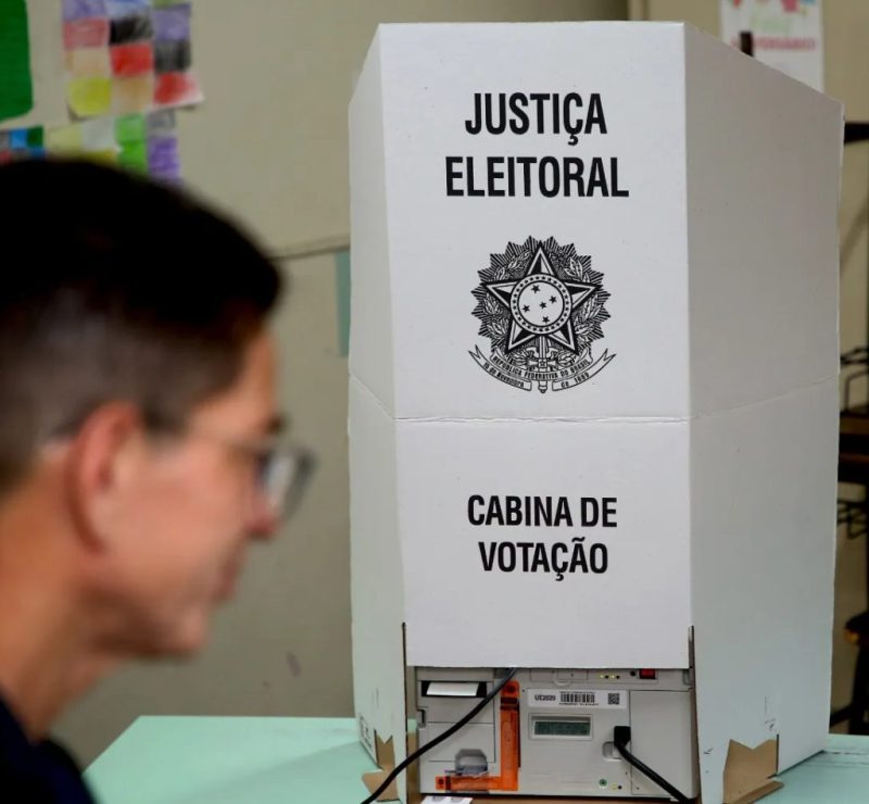 Eleições 2026: 206 cidades do Paraná terão ônibus gratuitos no 2º turno