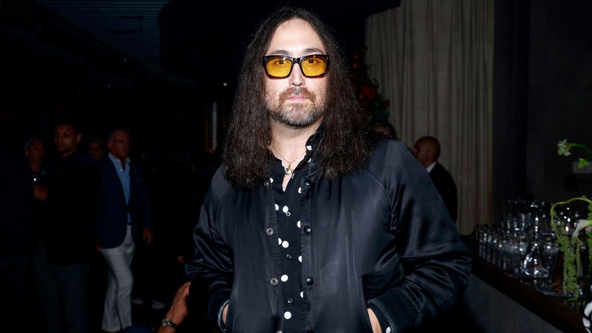 Novo documentário de Sean Ono Lennon, filho de John Lennon, vai muito além da moda