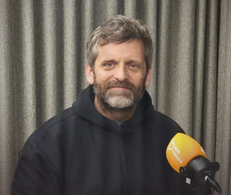 O Cão Mentecapto: livro aborda violências e ironias da juventude curitibana dos anos 1980