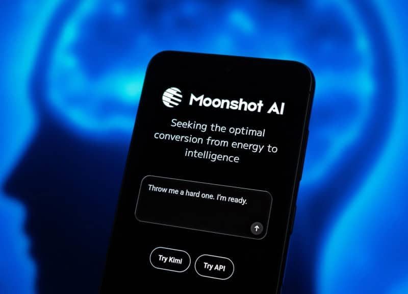 OpenAI aponta empresa chinesa em esquema de roubo de inteligência artificial