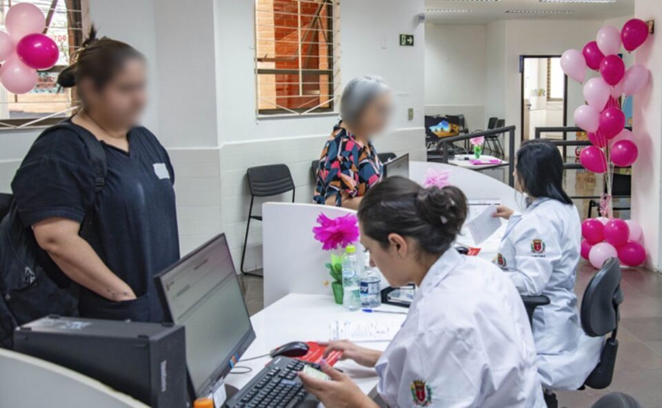 Outubro rosa: Curitiba abre unidades de saúde aos sábados