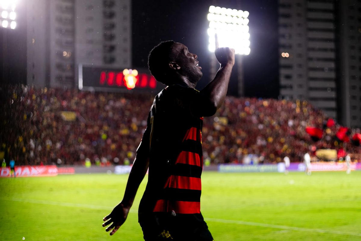 Patrick de Paula desabafa após vitória do Sport: "Emocionado pelo momento, por tudo o que passei"