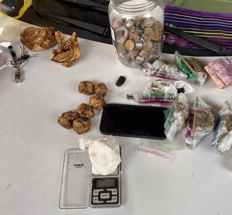 Operação policial conjunta apreende drogas e dinheiro em Curitiba