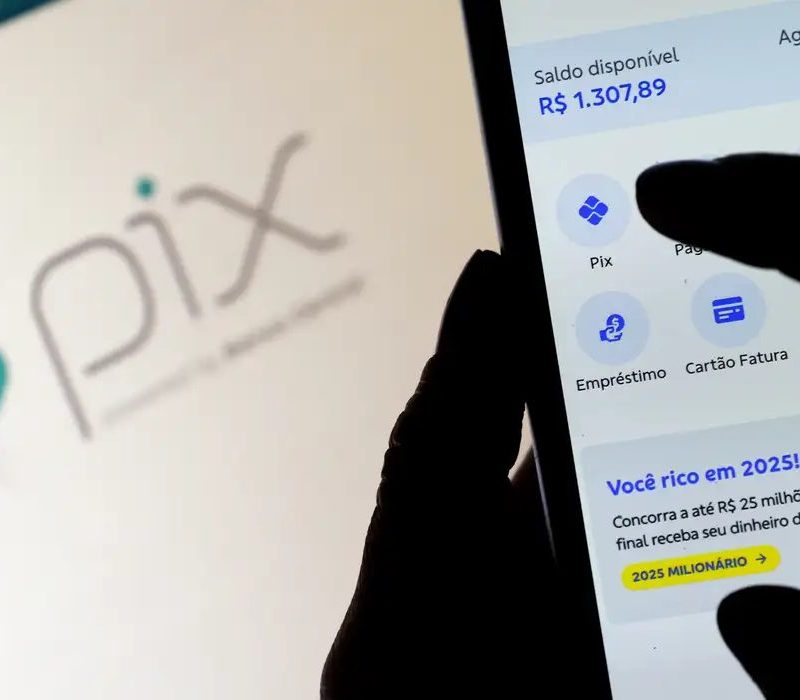 Pix em conta-salário será permitido em 2027 com novas regras