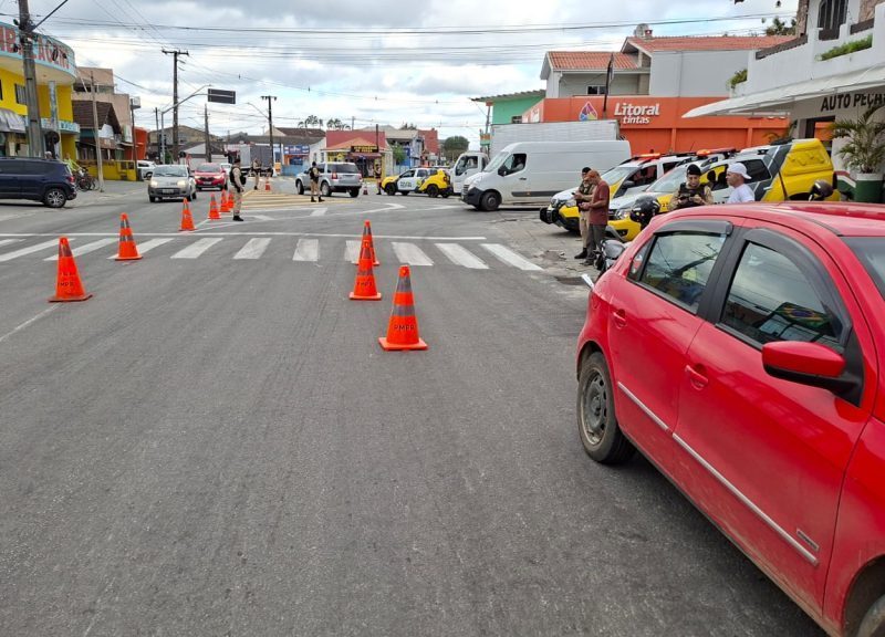 Matinhos tem veículos irregulares apreendidos em blitz da polícia