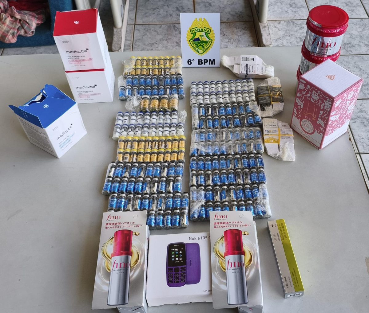 PMPR apreende 220 ampolas de medicamentos e prende mulher na BR-277, em Cascavel