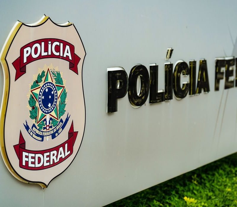 Polícia federal apreende r$ 2,8 milhões no primeiro turno
