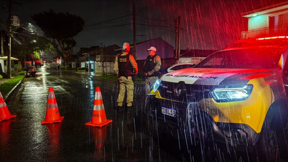 Polícia mata homem que invadiu CMEI em Curitiba e 13 crianças são resgatadas