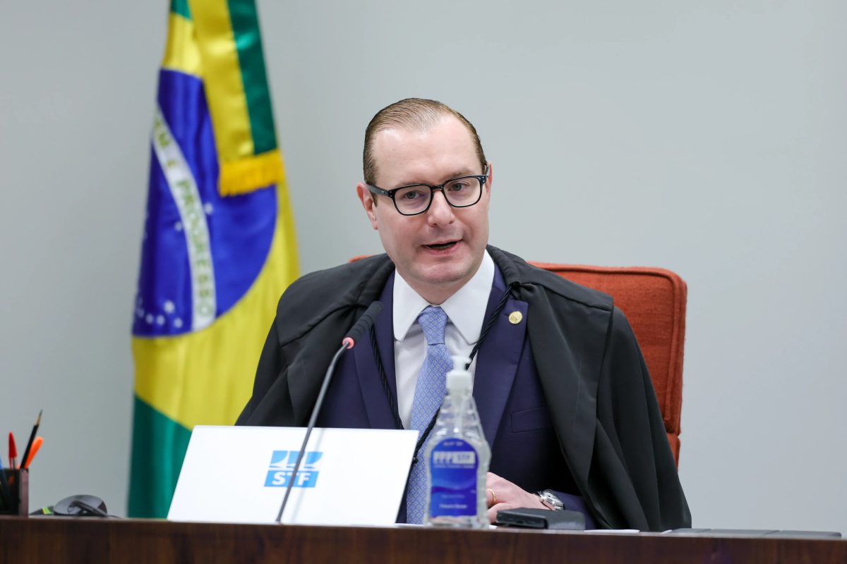 Por que Zanin, do STF, decidiu prorrogar o horário de votação até as 19h?