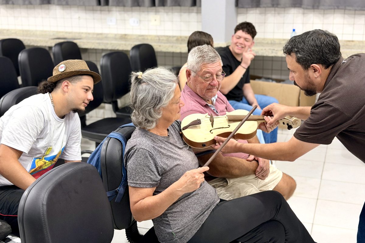 Portos do Paraná valoriza cultura regional com oficina de Fandango Caiçara