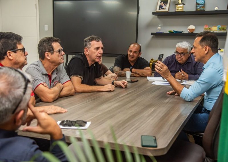 Prefeitura de Paranaguá debate reformas e novas melhorias no Mercado do Café