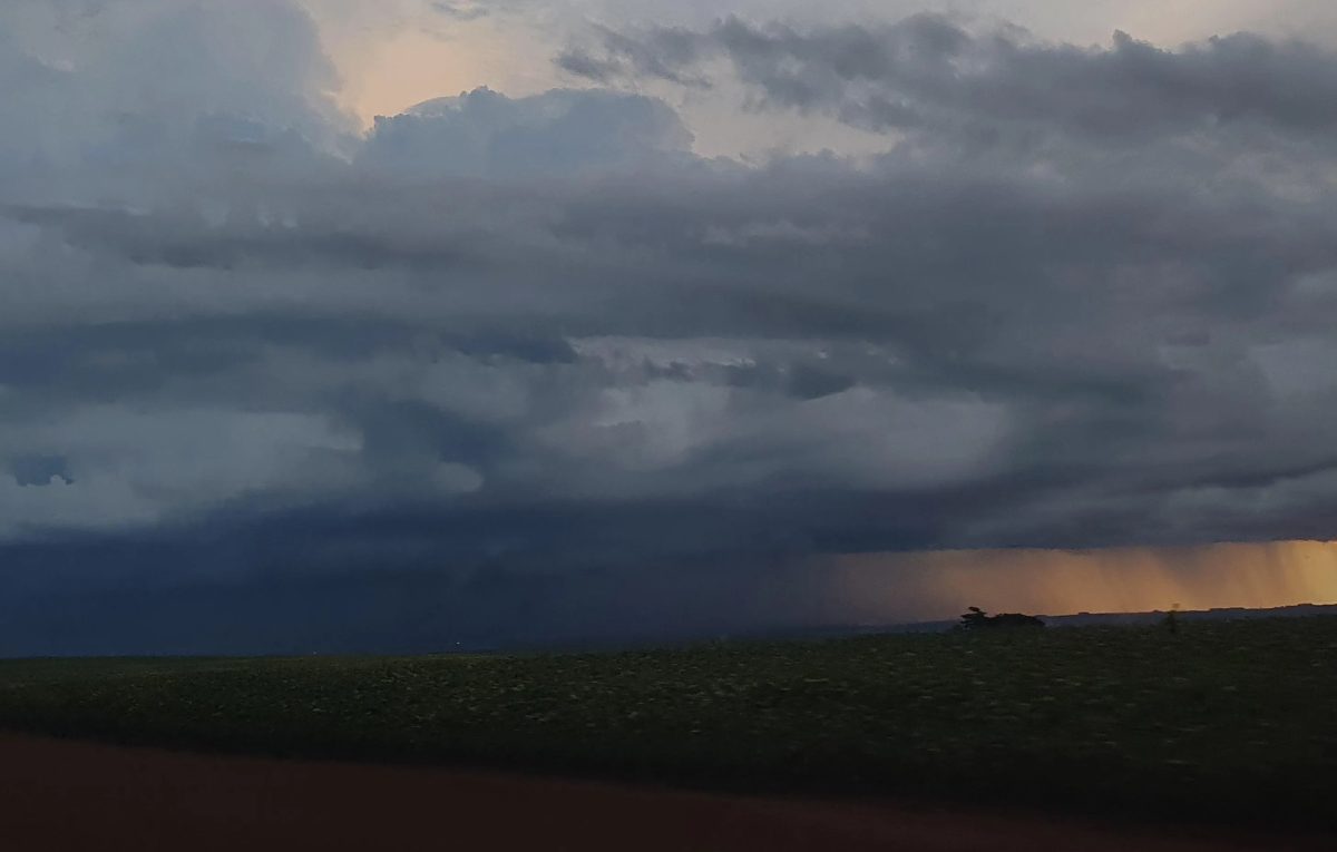 Previsão mostra volta da chuva ao Paraná, e Inmet emite alerta para todo estado