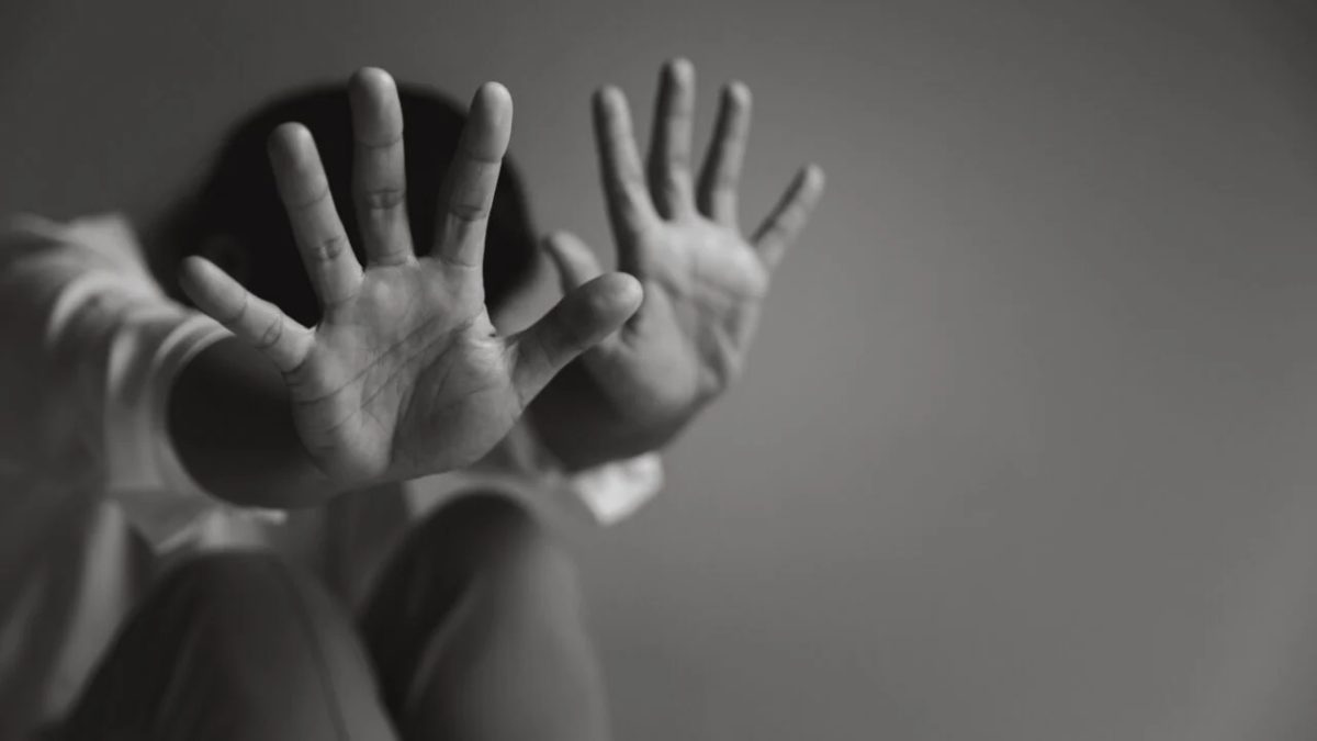 Professor é denunciado por crimes sexuais contra cinco alunos no Paraná