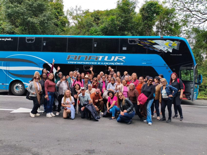Programa melhor idade para todos realiza passeio no zoológico