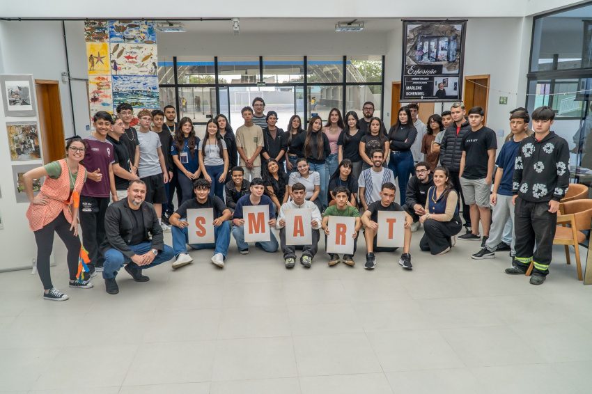Projeto Leme prepara jovens de Paranaguá para oportunidades no setor portuário