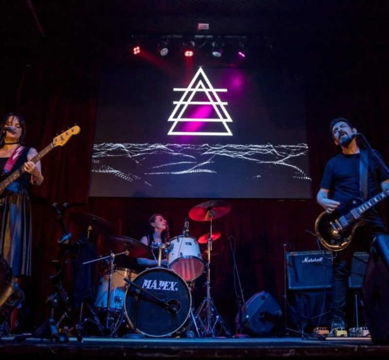 Festival punk celebra 25 anos levando 45 bandas à Grande Curitiba