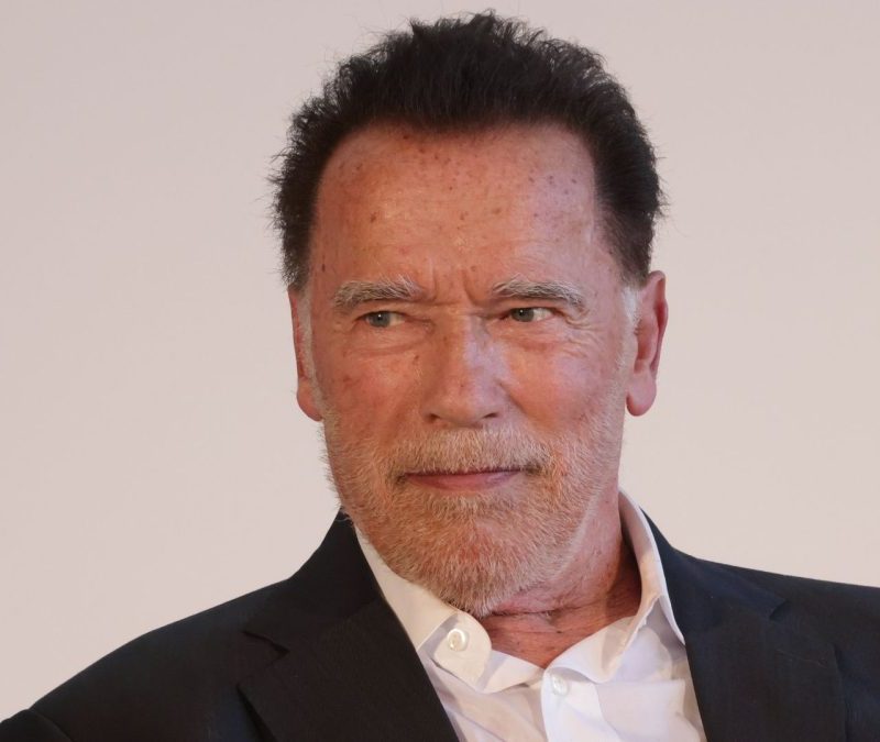 Arnold Schwarzenegger doou terreno de R$ 2 milhões para a natureza