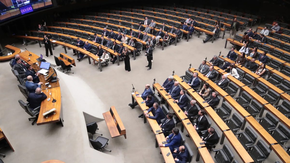 Quem ficou como suplente para deputado federal? Veja os mais votados no Paraná
