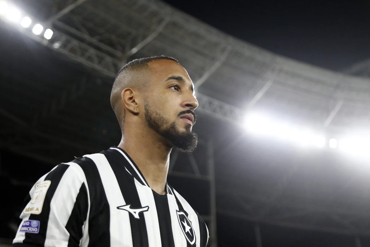 Quem volta? Entenda situação do DM do Botafogo antes de jogo contra o Internacional