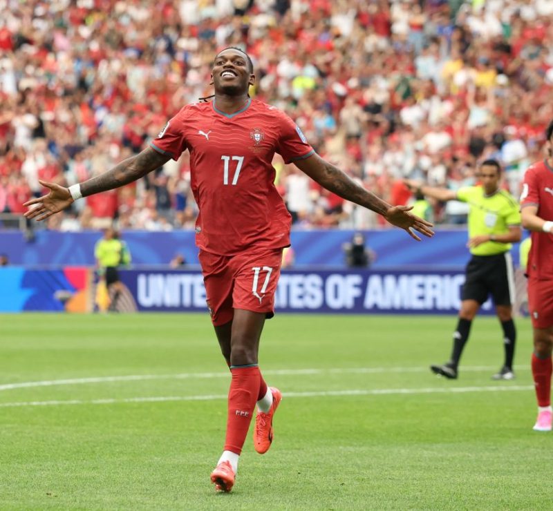 Rafael Leão herda a camisa 7 de Cristiano Ronaldo na seleção de Portugal