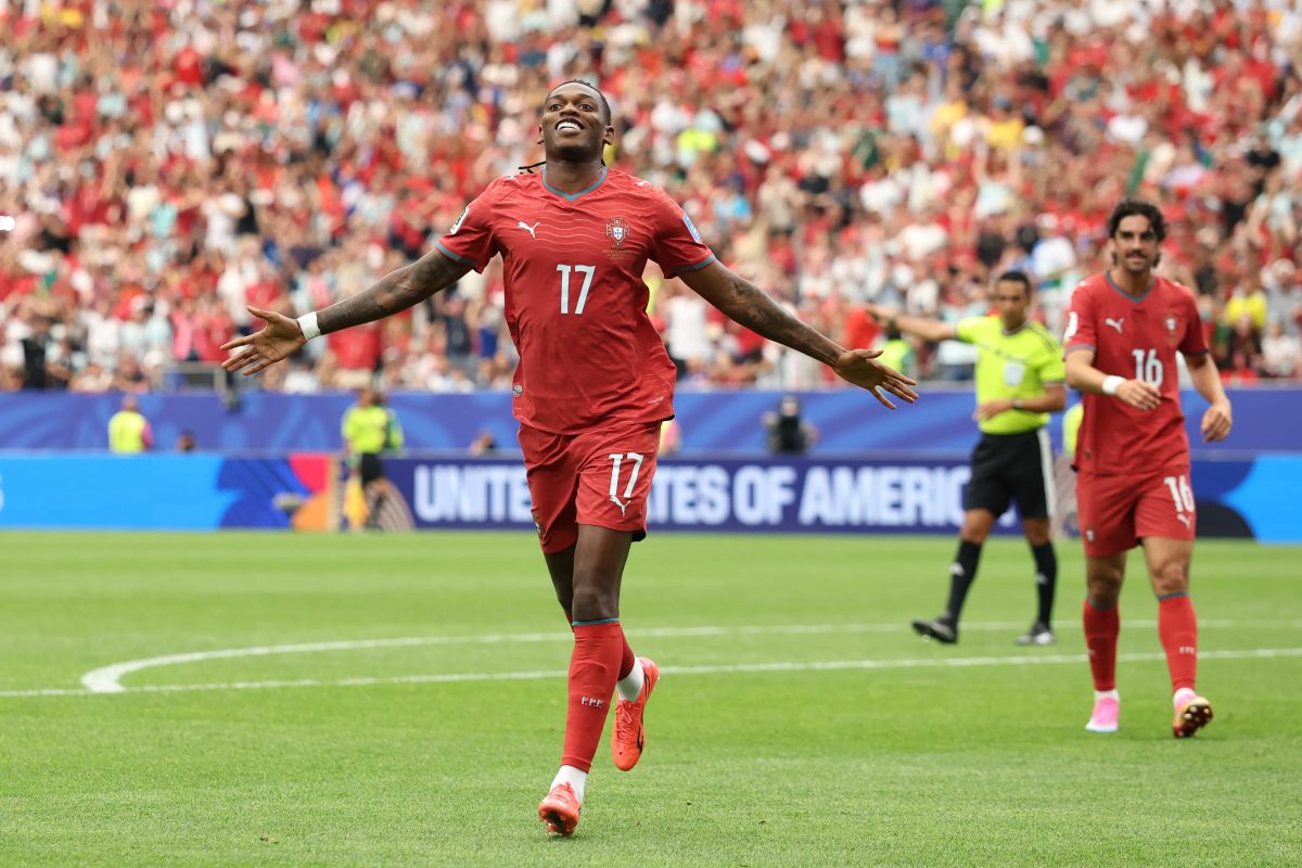 Rafael Leão usará camisa 7 de Cristiano Ronaldo no próximo jogo de Portugal; entenda