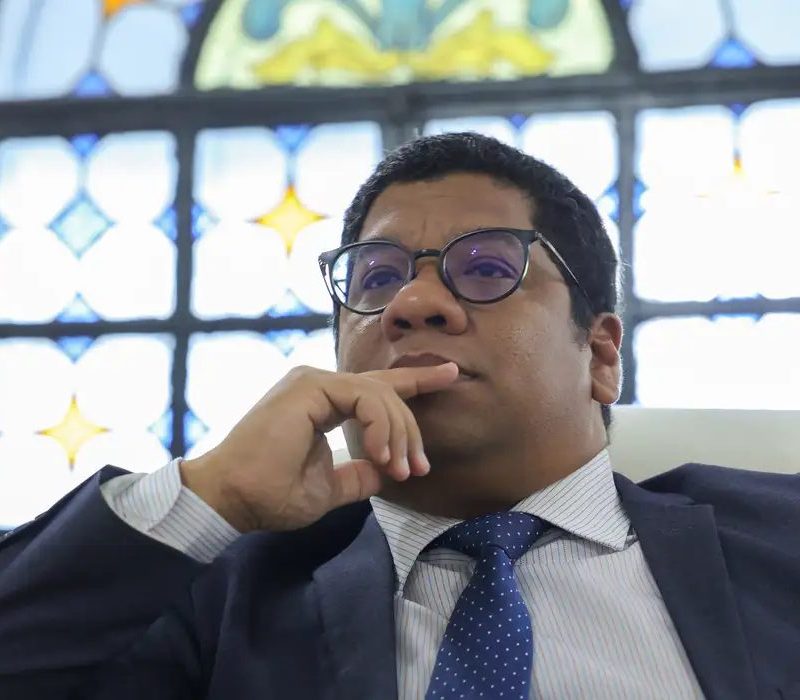 Governo cubano alerta para risco real de invasão militar pelos Estados Unidos