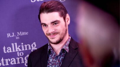 RJ Mitte, ator de breaking bad, morre aos 34 anos de idade