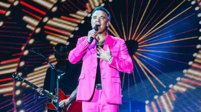 Robbie Williams em São Paulo: rei do entretenimento brilha em show