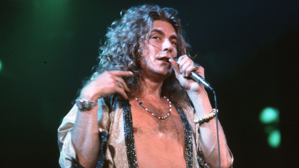 Robert Plant diz que morte do filho mudou sua relação com o Led Zeppelin