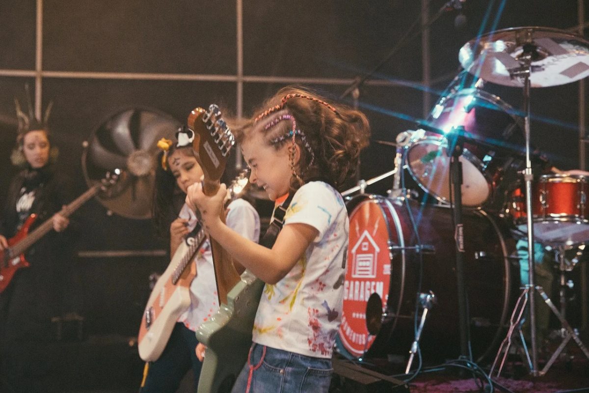 Rock Camp Curitiba lança financiamento coletivo para manter sede e fortalecer atuação