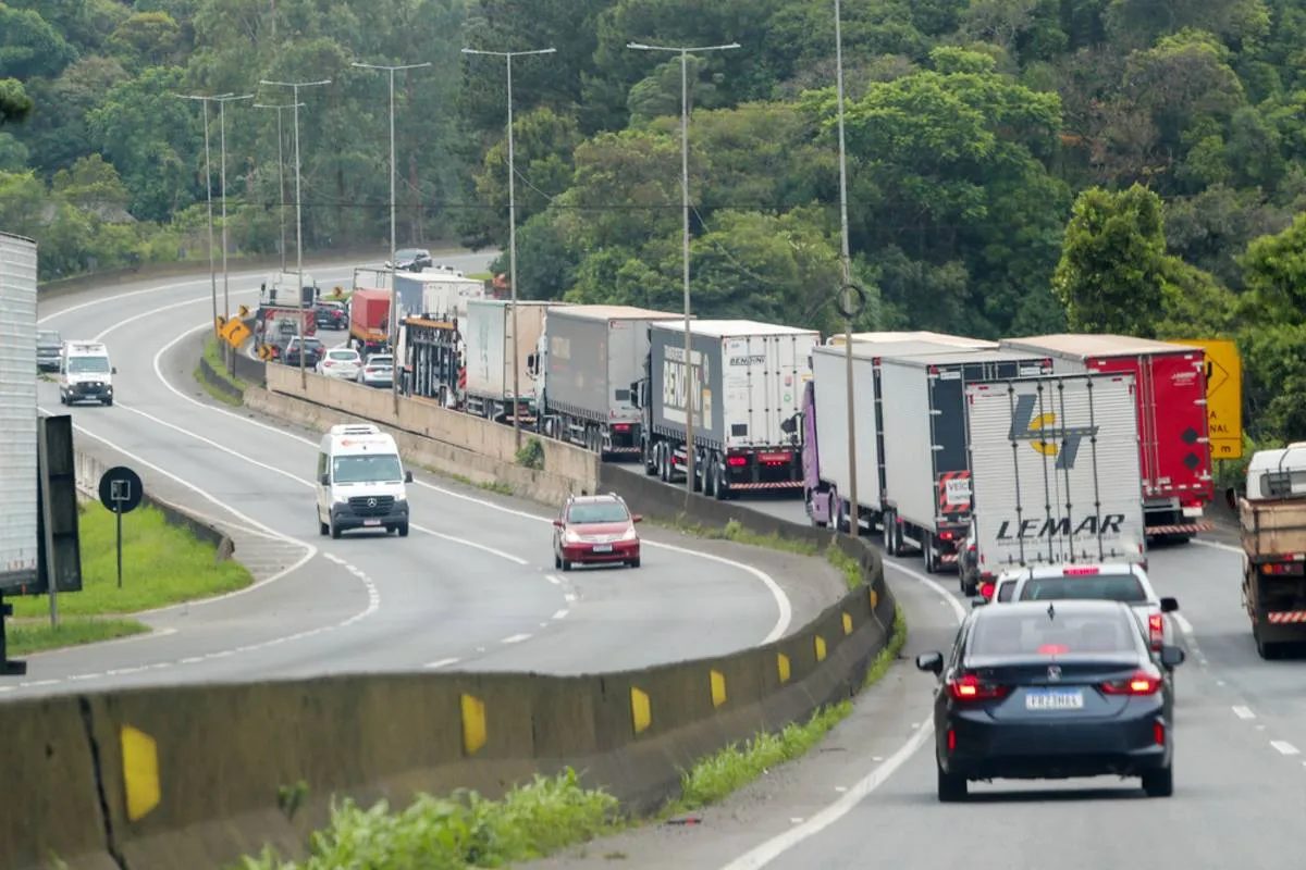 Rodovias do Paraná têm pistas interditadas e obras nesta sexta (23); veja os trechos
