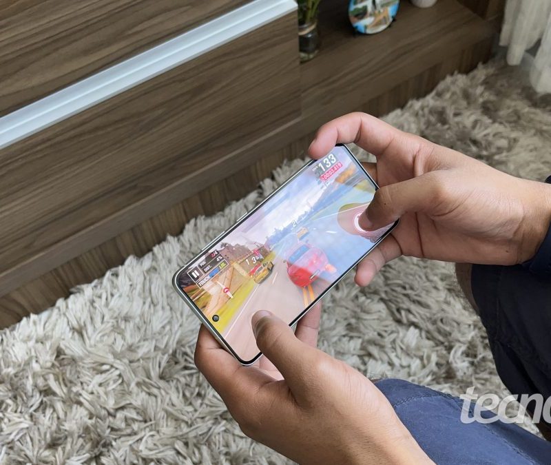 Samsung é multada em milhões por ocultar limites de desempenho em jogos