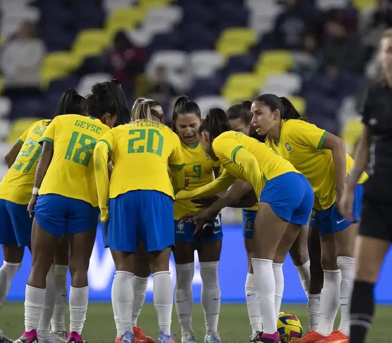 Nova lei do futebol feminino sancionada para garantir direitos e igualdade