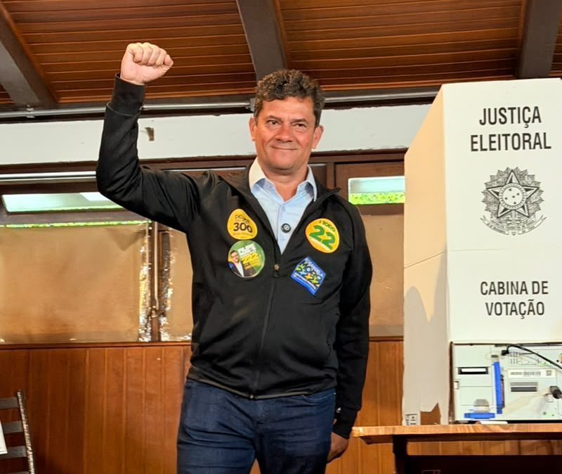 Sergio Moro vence eleições e é eleito governador do Paraná em 2026