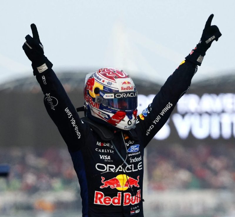 Verstappen conquista primeira vitória da temporada na Malásia