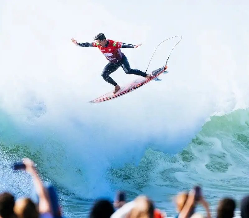 Gabriel Medina conquista o vice-campeonato na etapa de Peniche da WSL